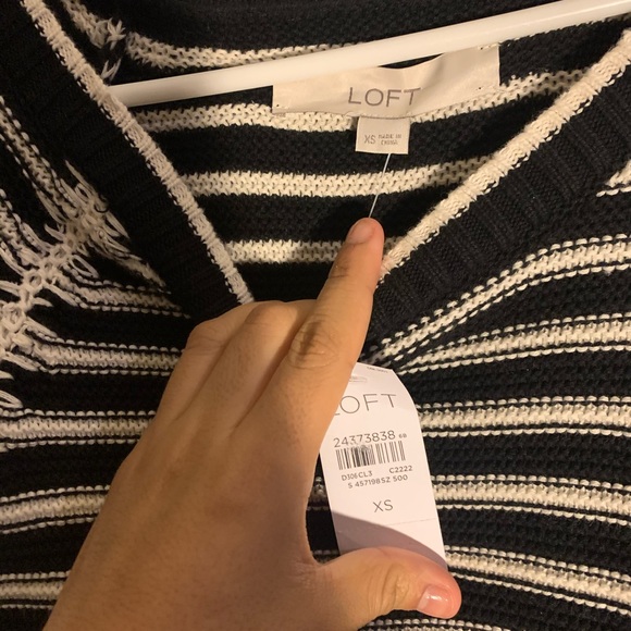 Sweater - Picture 2 of 4